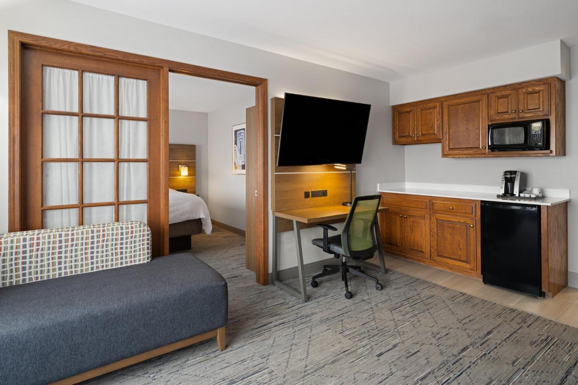 Hotel Holiday Express Sheboygan-kohler / I-43 By Ihg 3*