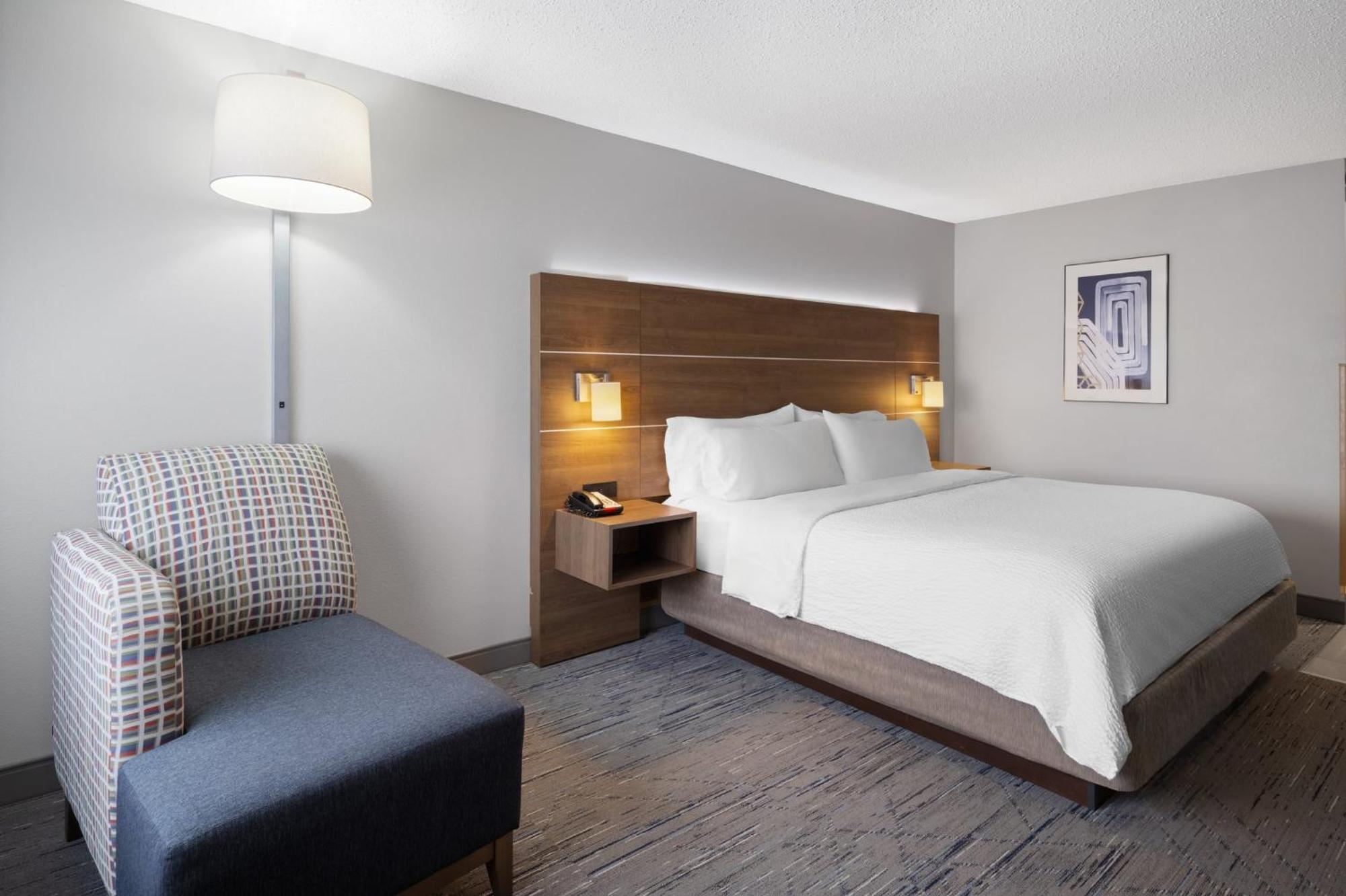 Holiday Express Sheboygan-kohler / I-43 By Ihg Hotel Sheboygan