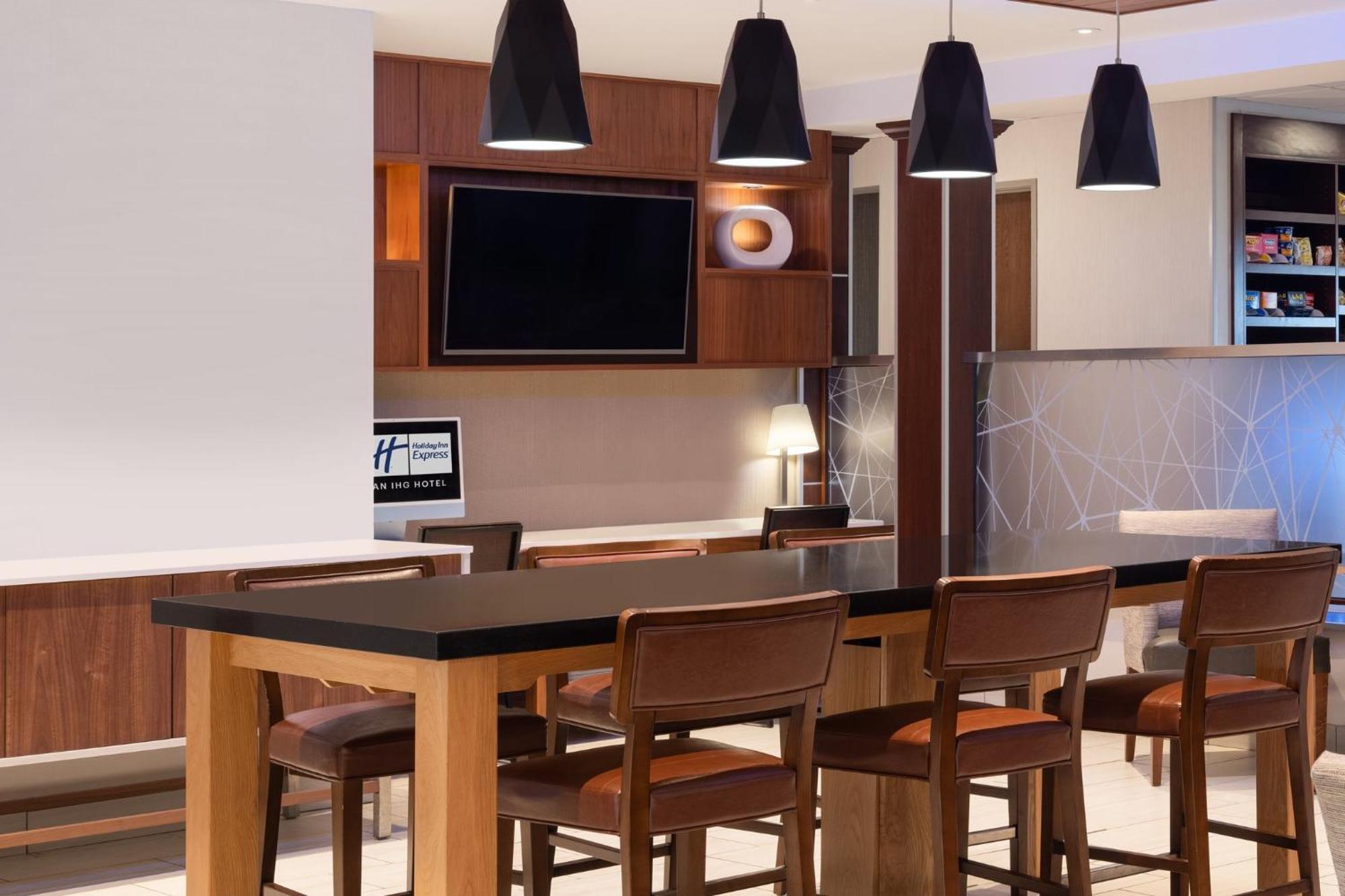Holiday Express Sheboygan-kohler / I-43 By Ihg 3* Sheboygan