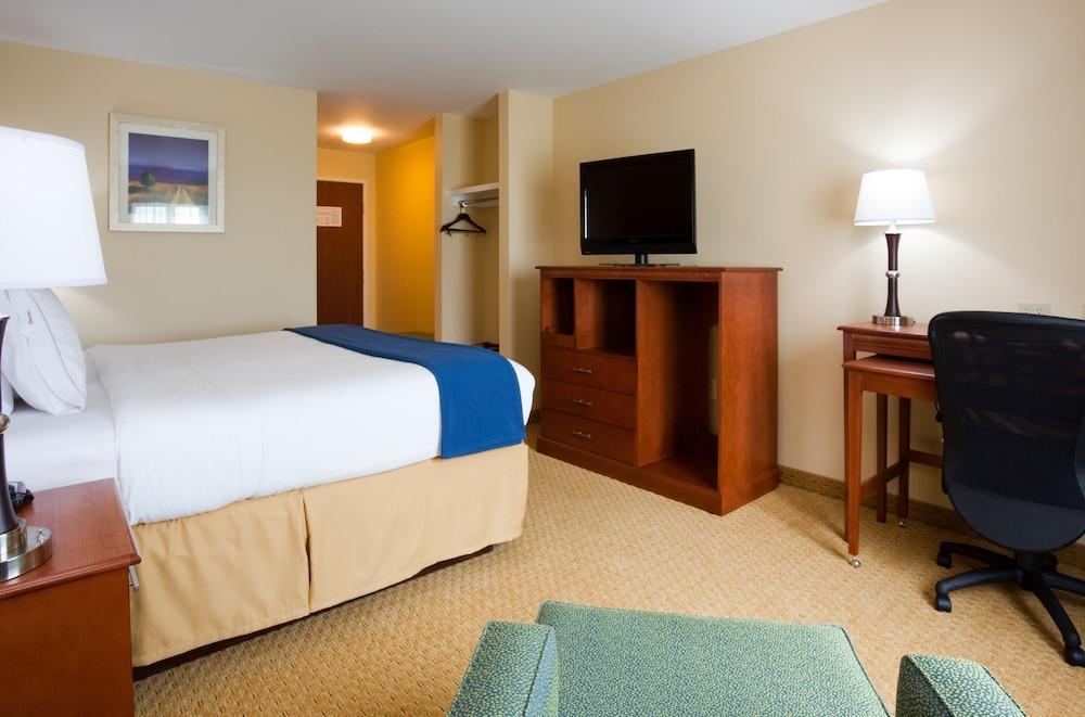 Holiday Express Sheboygan-kohler / I-43 By Ihg Hotel 3*
